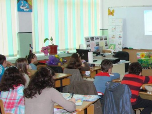 Luminiţa Pocora, noul director adjunct al Şcolii Gimnaziale Mihai Viteazul